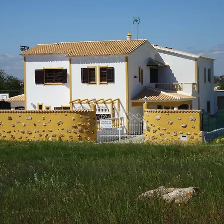 Villa Cip V4 Piri Piri *