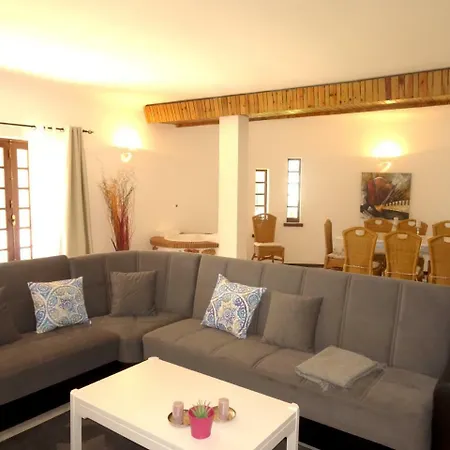 Villa Cip V4 Piri Piri