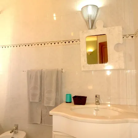Cip V4 Piri Piri Villa *